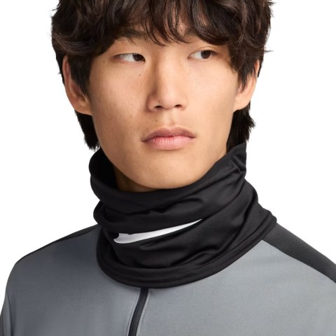 Komin Nike Academy czarny HF0787 010 Nike Team