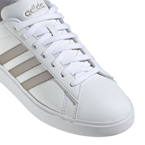 Buty damskie adidas Grand Court Cloudfoam Lifestyle Court Comfort białe GW9215 Adidas