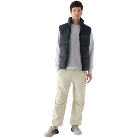 Kamizelka męska 4F M147 głęboka czerń 4FWAW24TVJAM147 20S 4F