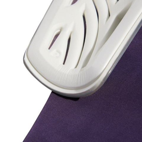 Ochraniacze piłkarskie adidas Tiro League biało-fioletowe JD6027 Adidas teamwear