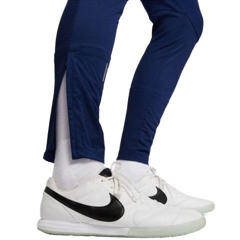 Spodnie męskie Nike Therma-Fit Strike Pant Kwpz Winter Warrior granatowe DC9159 492 Nike Football