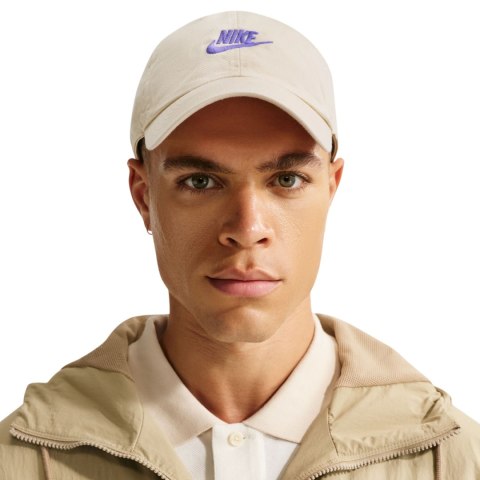 Czapka z daszkiem Nike Club beżowa FB5368 229 Nike