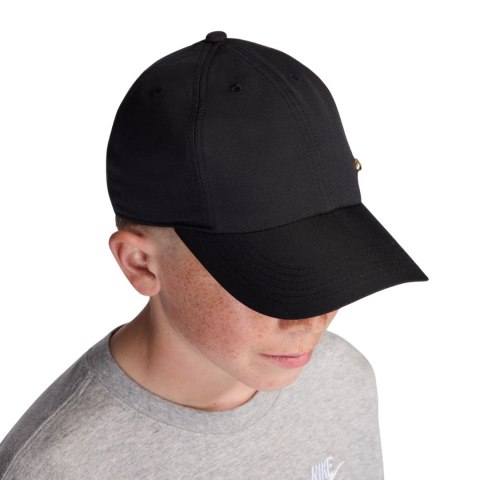 Czapka z daszkiem dla dzieci Nike Dri-Fit Club czarna FB5064 011 Nike
