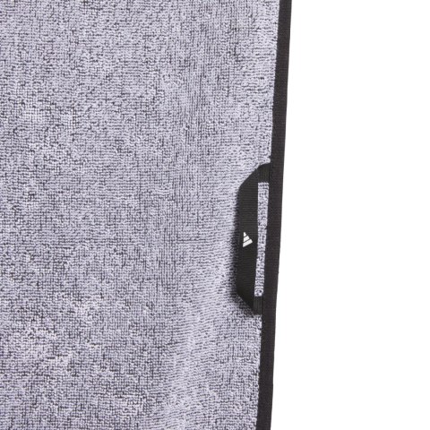 Ręcznik adidas Performance L czarny KE7414 Adidas